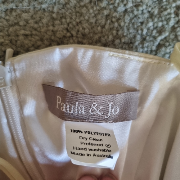 Paula and Jo, Size 10-12, light yellow, bridesmaids dress - Picture 2 of 2